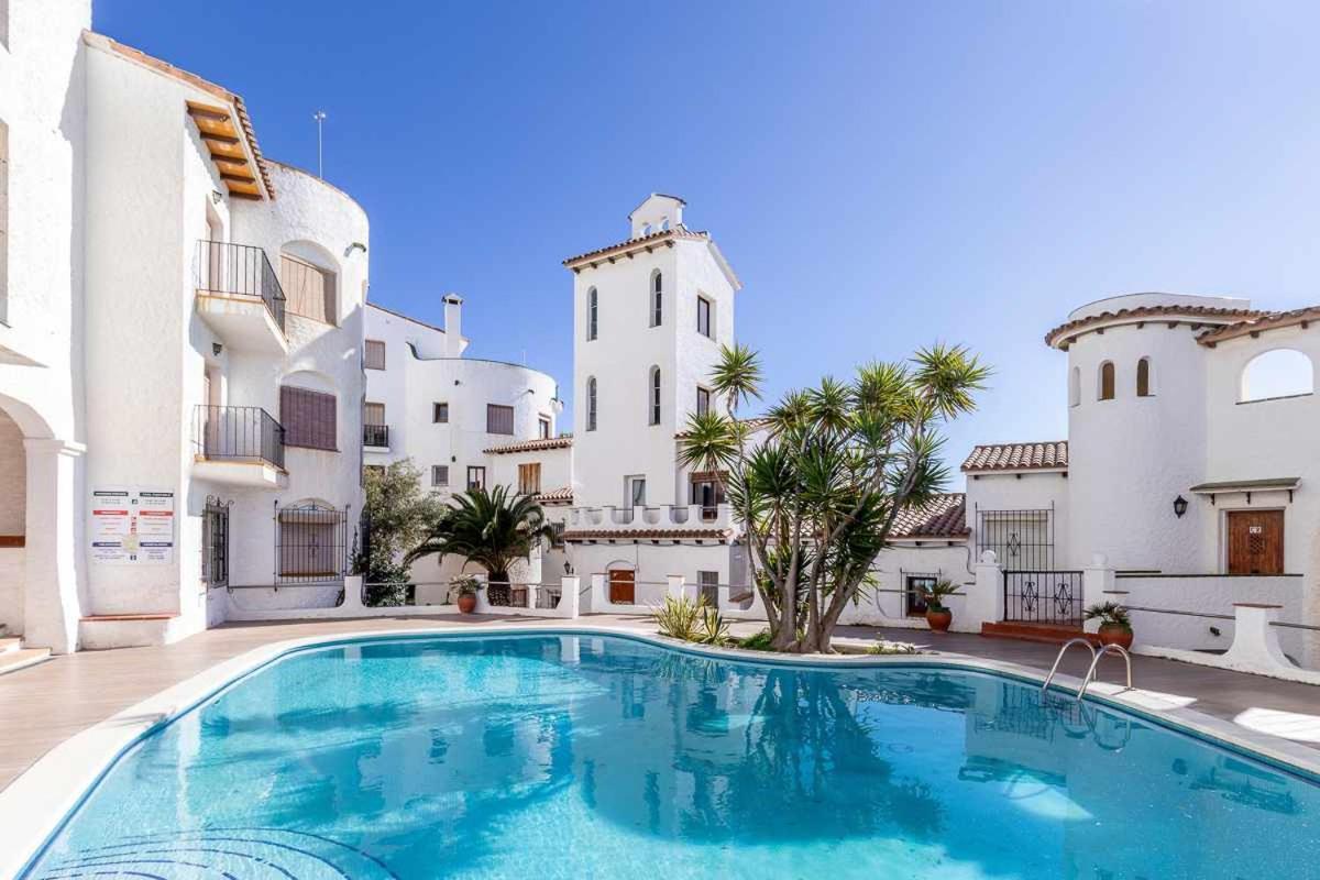 Apartament Alojate En Una Torre Sobre El Mar Sitges Zewnętrze zdjęcie