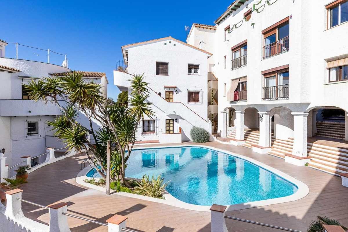 Apartament Alojate En Una Torre Sobre El Mar Sitges Zewnętrze zdjęcie